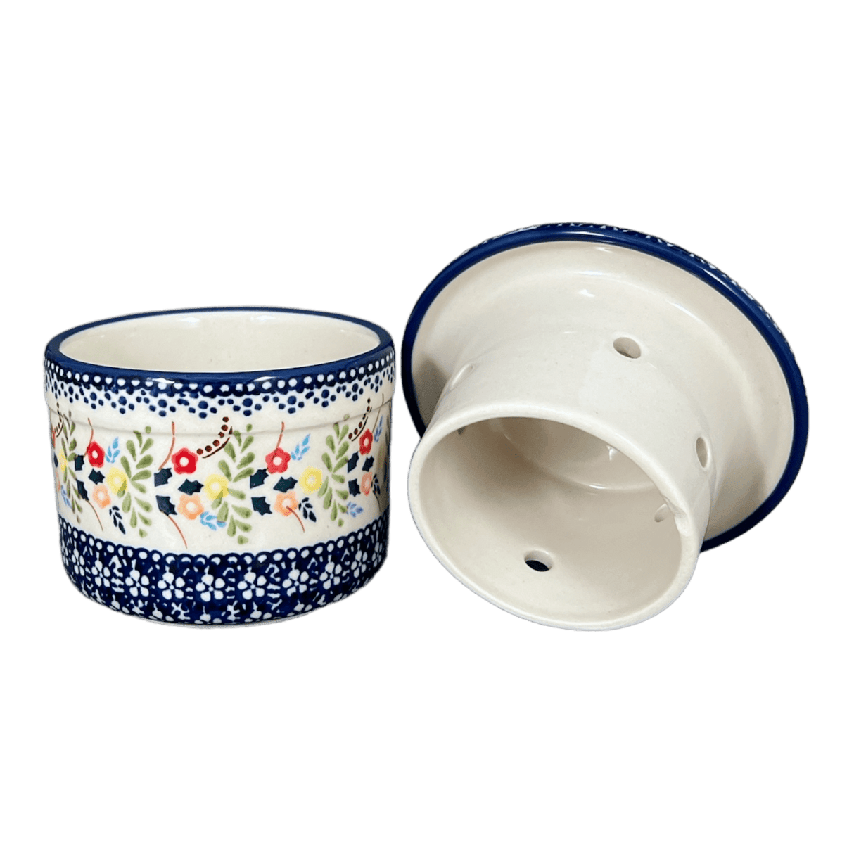 Butter Crock, 4.5" in "Floral Garland" by Manufaktura | M136U-AD01