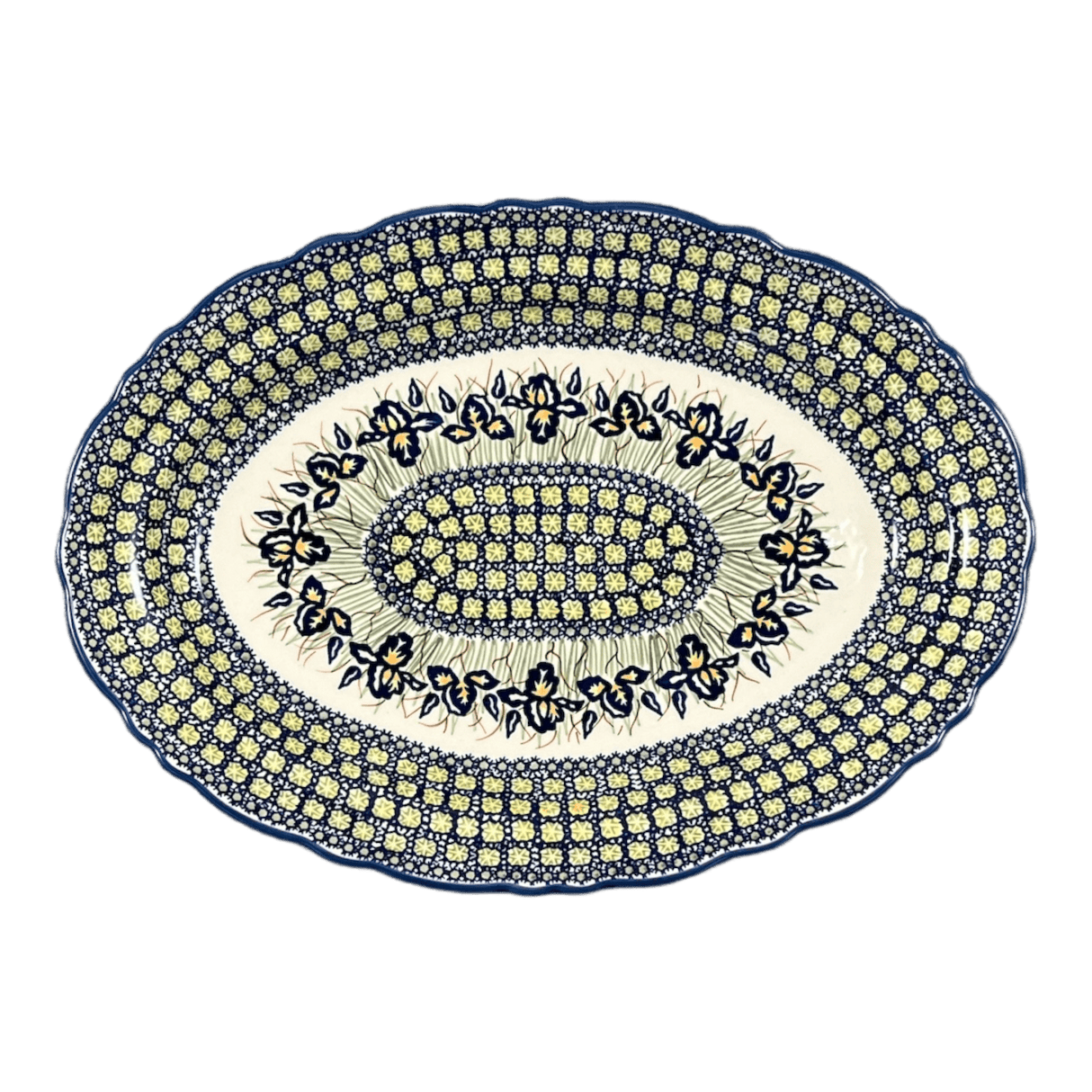 Platter, Oval, Scalloped, 16.75" x 12.25" Large in "Iris" by Manufaktura | P165S-BAM