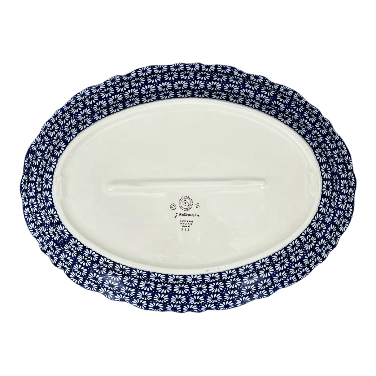 Platter, Oval, Scalloped, 16.75" x 12.25" Large in "Sun-Kissed Garden" by Manufaktura | P165S-GM15