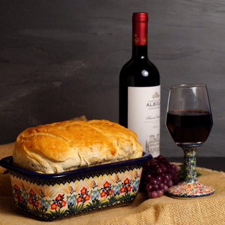 Baker, Bread, 9.5" x 6" in "Poppy Garden" by Manufaktura | Z150T-EJ01