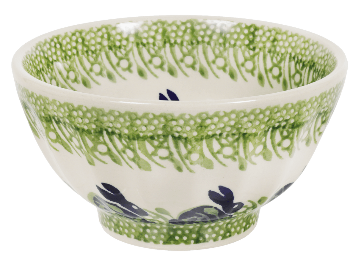 Bowl, Round, Fancy, 5.5" in "Bunny Love" by Manufaktura | C018T-P324