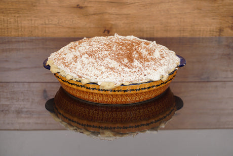 Baker, Round, Pie Plate, Handles, 9.75" in "Ring Around the Rosie" by Manufaktura | Z148U-P321