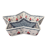 Baker, Star-Shaped, 10" in "Smooth Seas" by Manufaktura | M045T-DPML