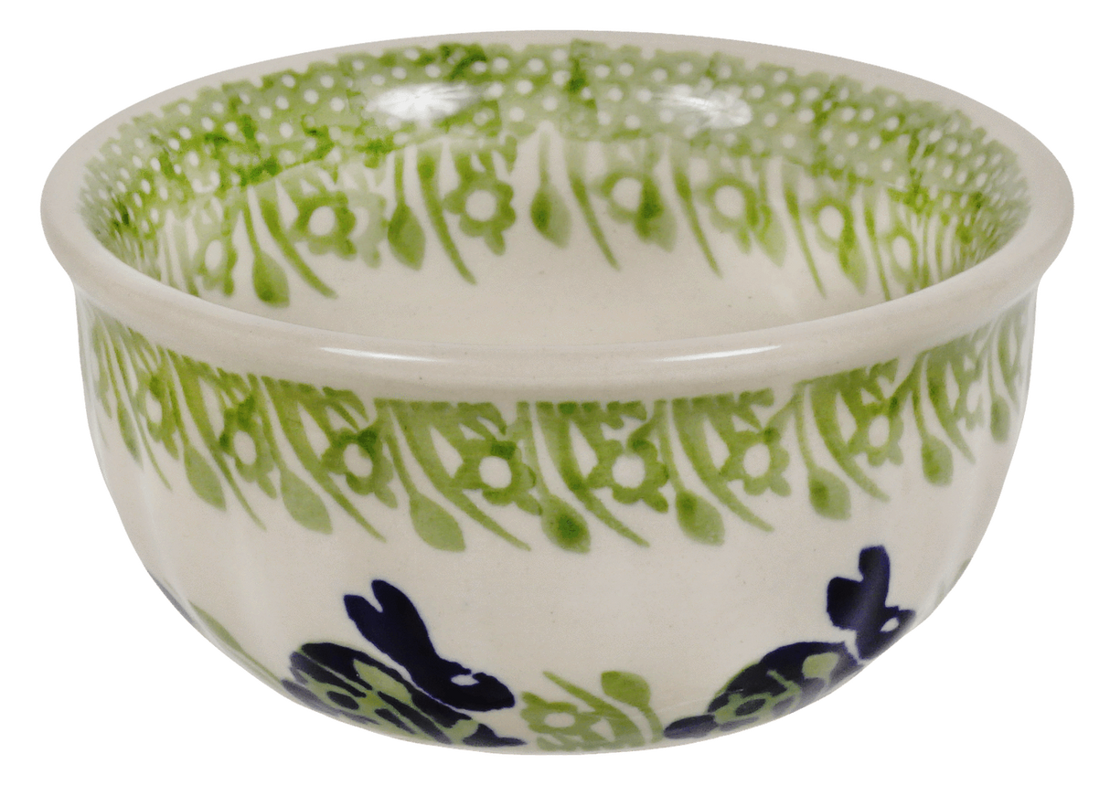Bowl, Round, 4.5" in "Bunny Love" by Manufaktura | M082T-P324