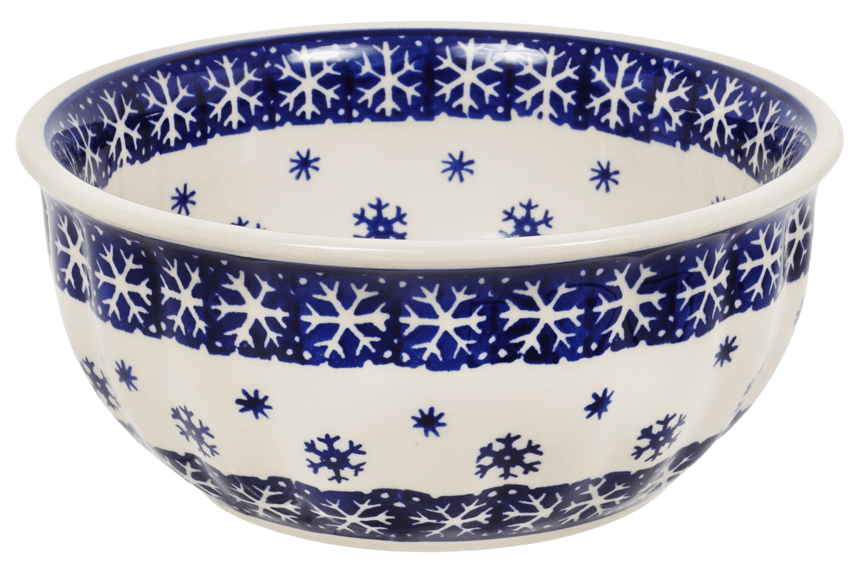 Bowl, Round, 6.5" in "Snow Drift" by Manufaktura | M084T-PZ