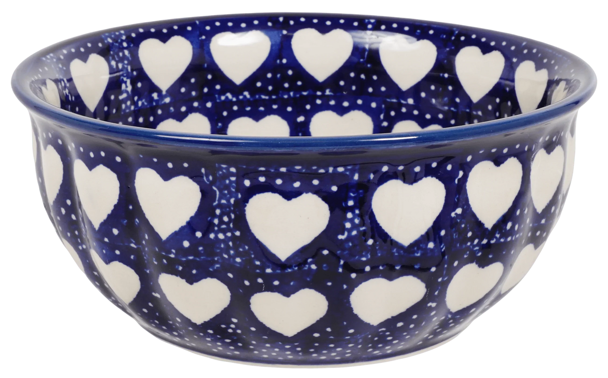 Bowl, Round, 6.5" in "Sea of Hearts" by Manufaktura | M084T-SEA