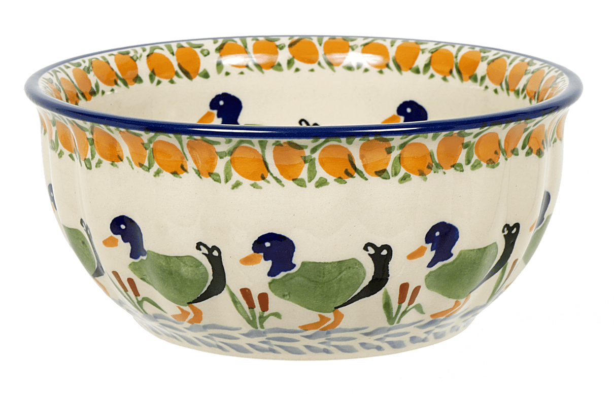 Bowl, Round, 6.5" in "Ducks in a Row" by Manufaktura | M084U-P323