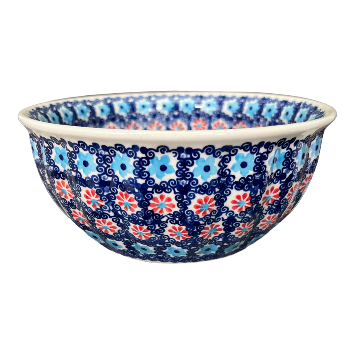 Bowl, Round, 7.75" in "Daisy Circle" by Manufaktura | M085T-MS01