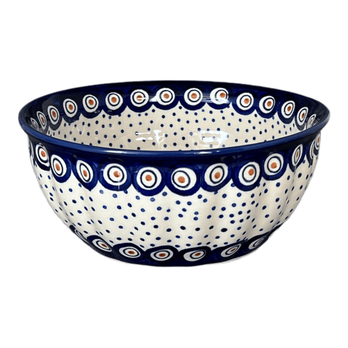 Bowl, Round, 7.75" in "Peacock Dot" by Manufaktura | M085U-54K