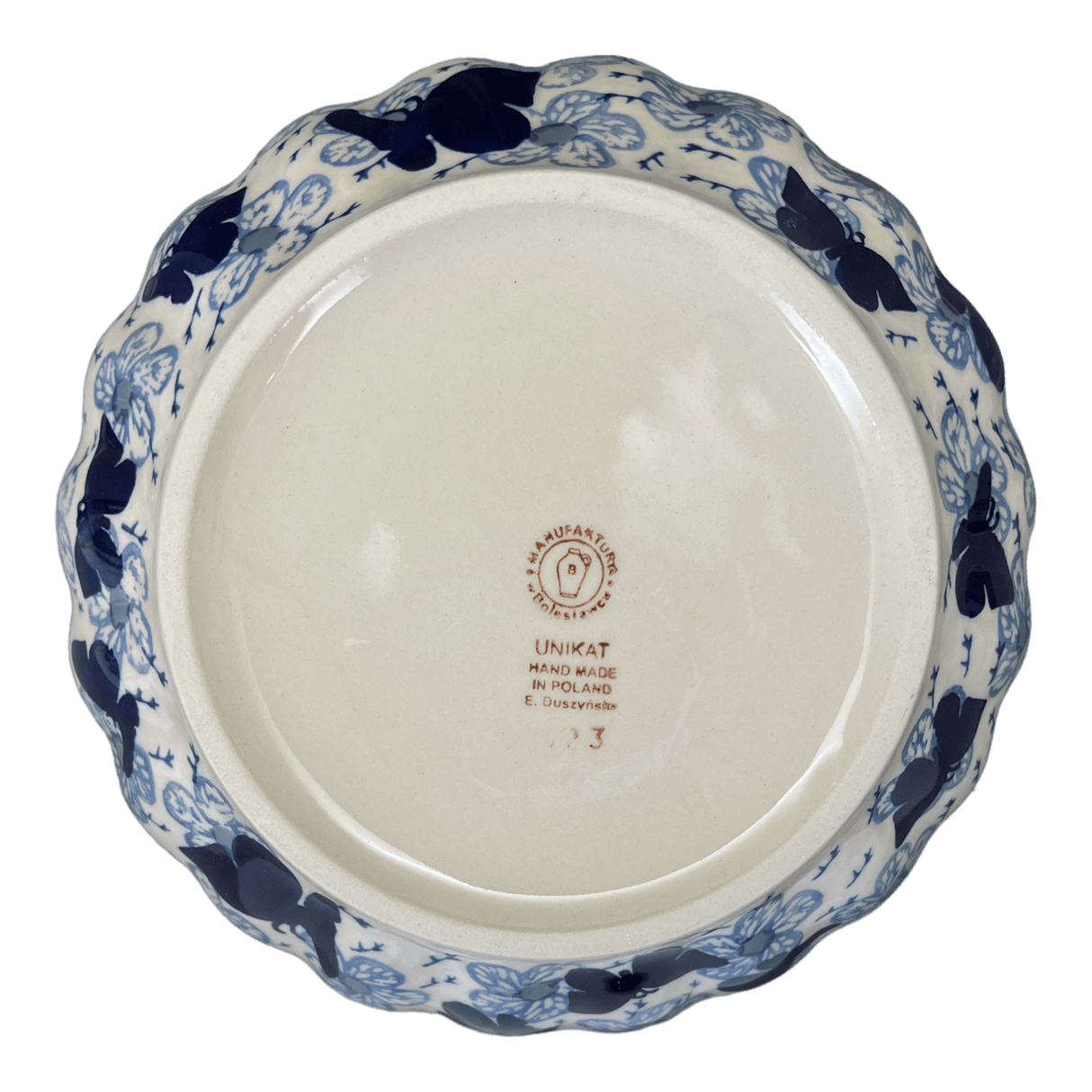 Bowl, Round, 9" Bowl in "Blue Butterfly" by Manufaktura | M086U-AS58