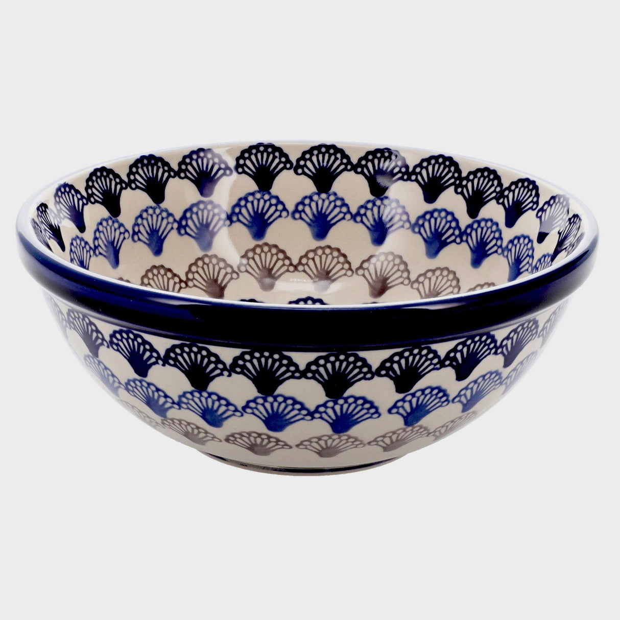 Bowl, Round, 6.75" in "Fan-Tastic" by Manufaktura | M090T-GP18