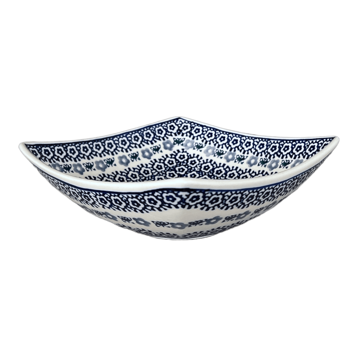 Dish, Nut, Medium, 7.75" in "Butterfly Border" by Manufaktura | M113T-P249