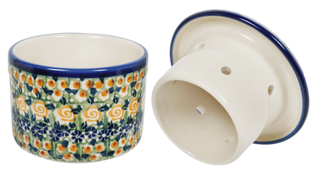 Butter Crock, 4.5" in "Perennial Garden" by Manufaktura | M136S-LM