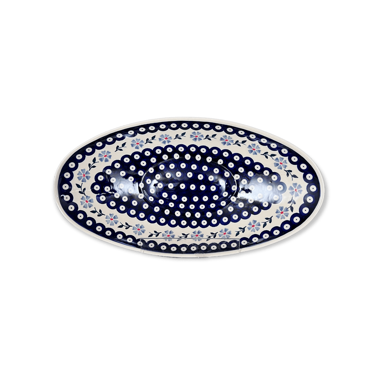 Bowl, Oblong, Serving, Large, 15.75" x 8.25" in "Periwinkle Chain" by Manufaktura | M168T-P213