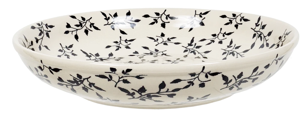 Bowl, Round, Shallow, Salad, 11.75" in "Black Spray" by Manufaktura | M173T-LISC