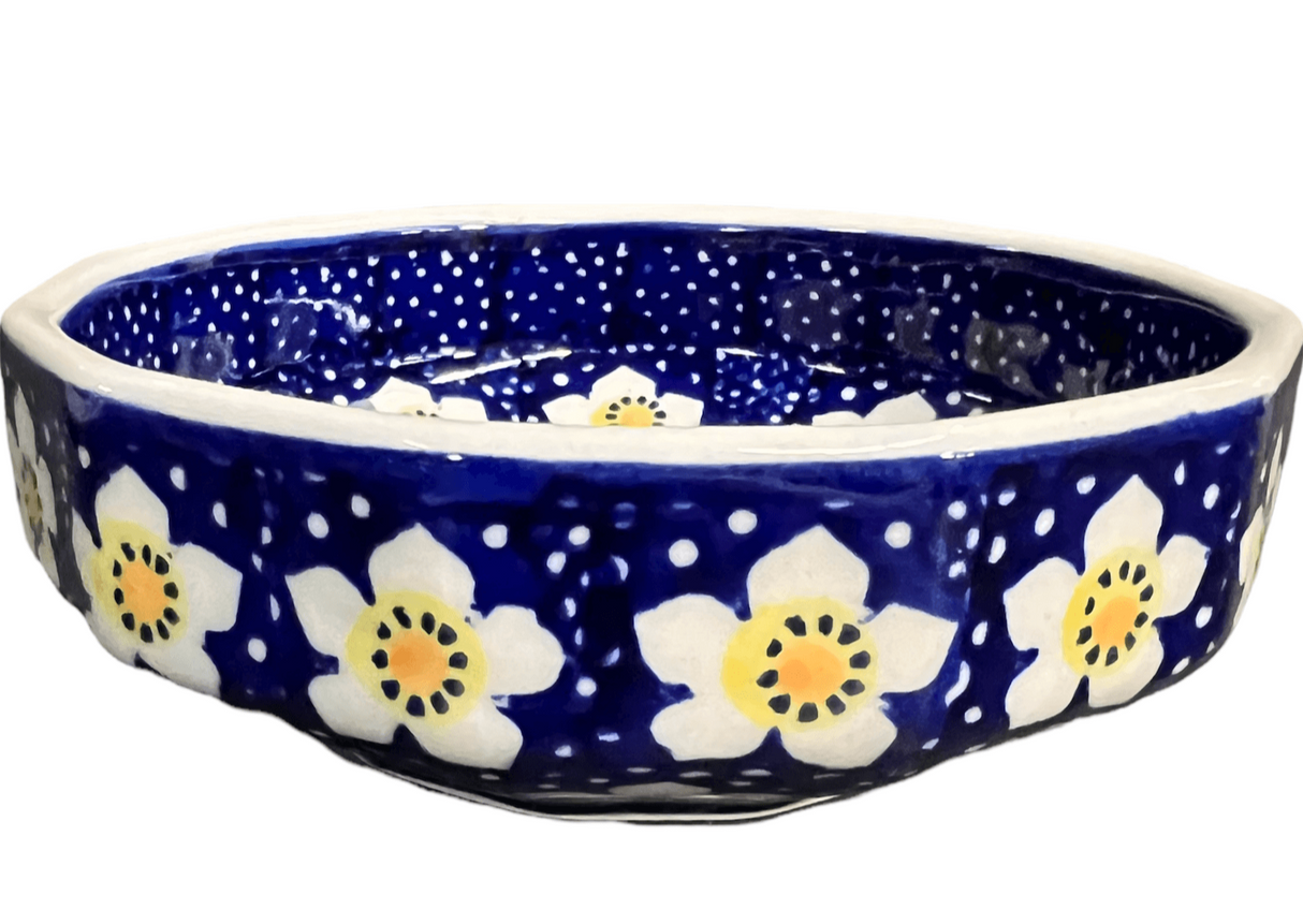 Bowl, Multiangular, 5" in "Paperwhites" by Manufaktura | M058T-TJP