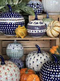 A picture of a Polish Pottery Large Pumpkin (Poppy Garden) | L022T-EJ01 as shown at PolishPotteryOutlet.com/products/large-pumpkin-poppy-garden-l022t-ej01
