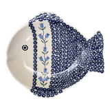 Platter, Fish-Shaped, Large, 9.5" x 8.25" in "Lily of the Valley" by Manufaktura | S015T-ASD