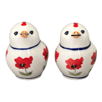 A picture of a Polish Pottery Salt & Pepper Birds (Poppy Garden) | S087T-EJ01 as shown at PolishPotteryOutlet.com/products/salt-pepper-birds-poppy-garden-s087t-ej01