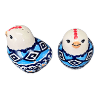 A picture of a Polish Pottery Salt and Pepper Birds (Blue Diamond) | S087U-DHR as shown at PolishPotteryOutlet.com/products/salt-pepper-birds-blue-diamond-s087u-dhr