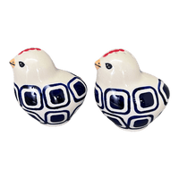 A picture of a Polish Pottery Salt and Pepper Birds (Navy Retro) | S087U-601A as shown at PolishPotteryOutlet.com/products/salt-pepper-birds-navy-retro-s087u-601a